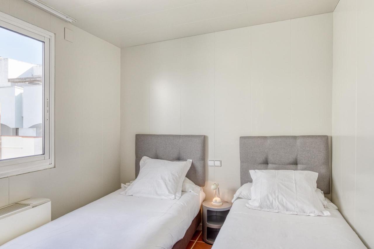 Hotel Marina Roses Bagian luar foto