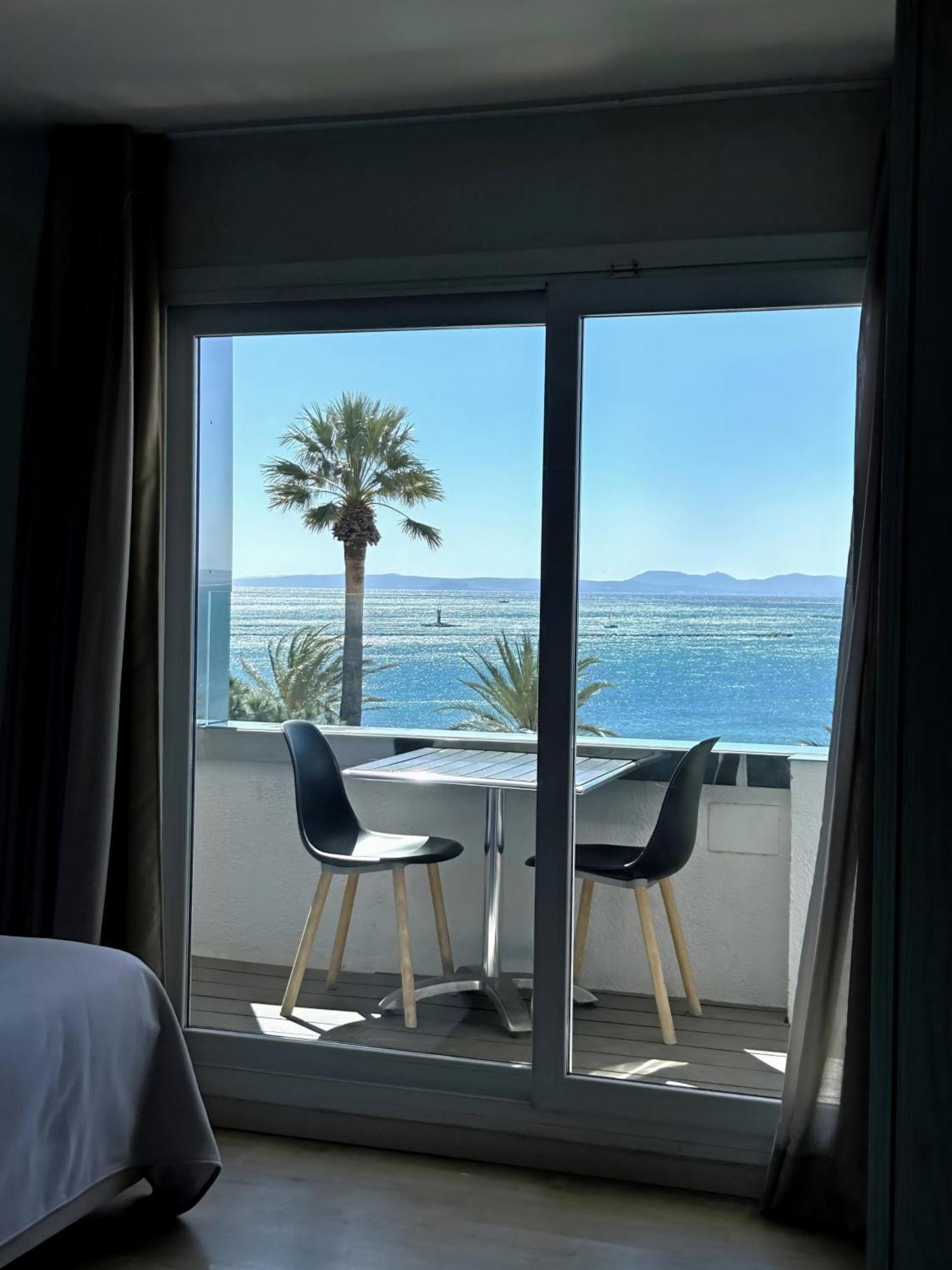 Hotel Marina Roses Bagian luar foto