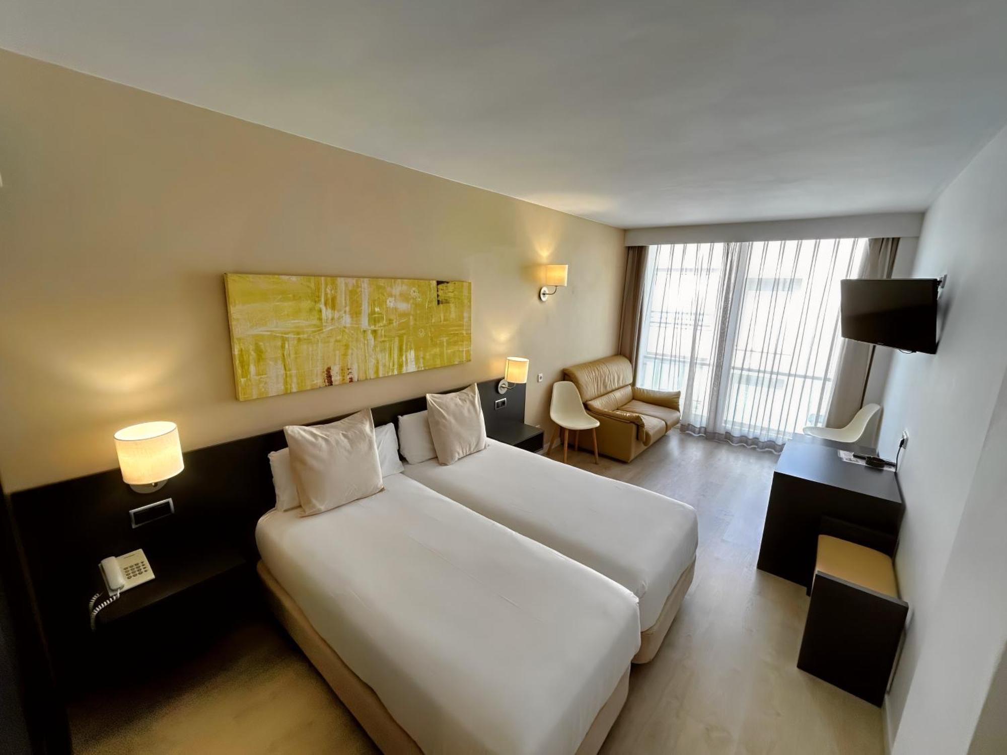 Hotel Marina Roses Bagian luar foto