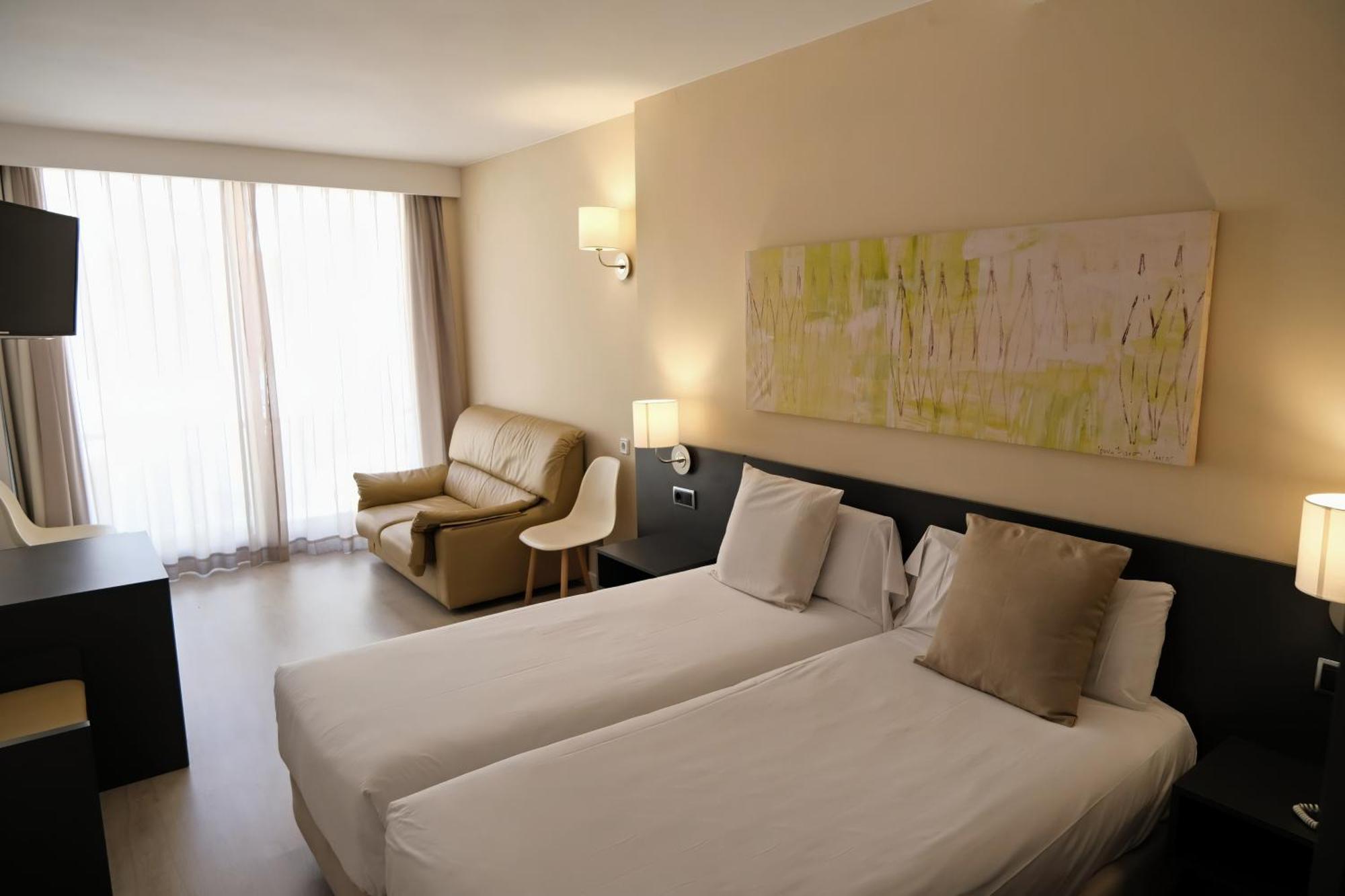 Hotel Marina Roses Bagian luar foto