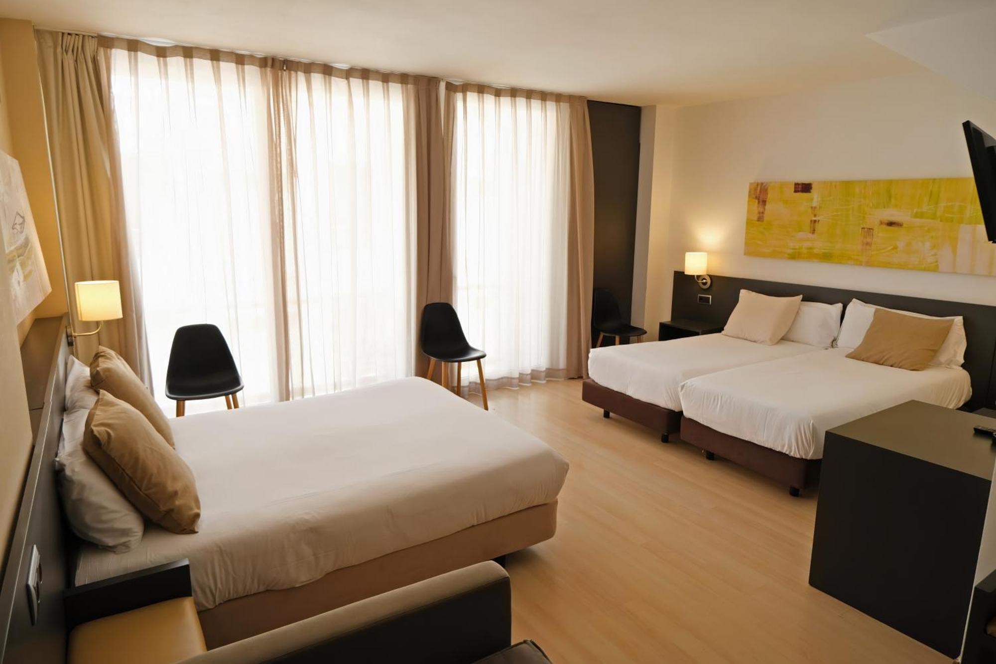 Hotel Marina Roses Bagian luar foto