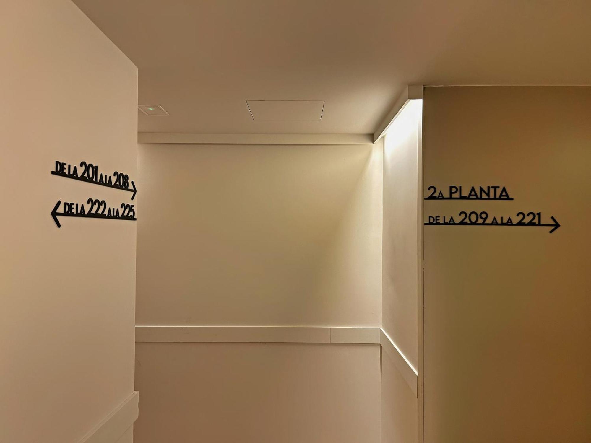 Hotel Marina Roses Bagian luar foto