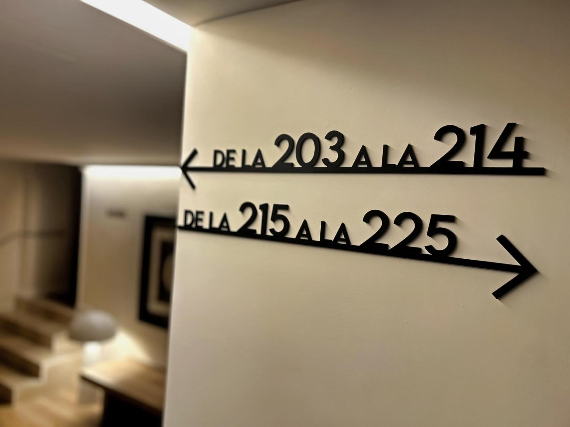 Hotel Marina Roses Bagian luar foto